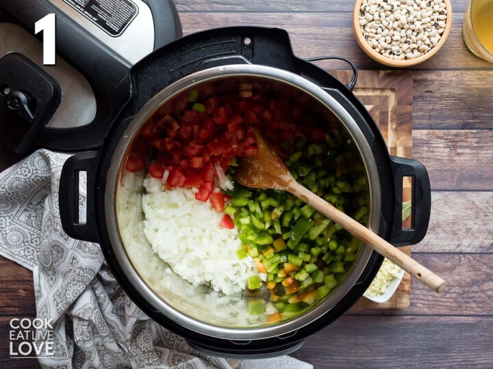 Vegetarian BlackEyed Peas (Instant Pot + Stovetop)