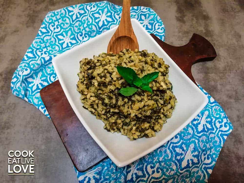 The Mediterranean Flavors of Greek Spinach Rice Cook Eat Live Love