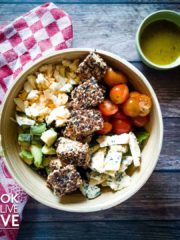 Everything bagel crusted tofu salad is ready to eat!