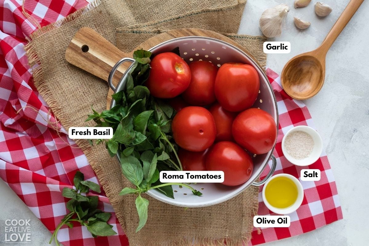 Ingredients to make no cook pizza sauce. 