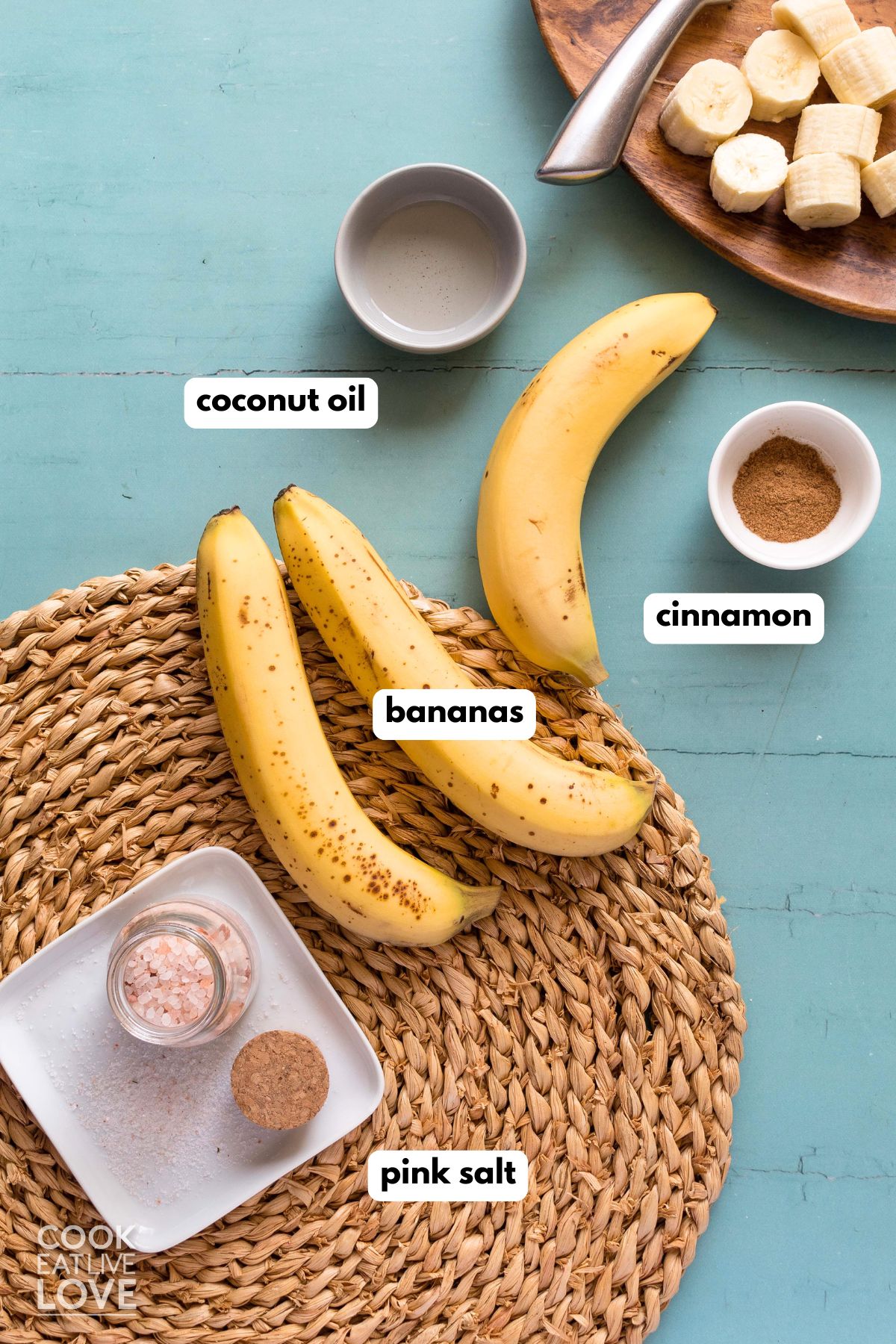 Ingredients to make air fried bananas.