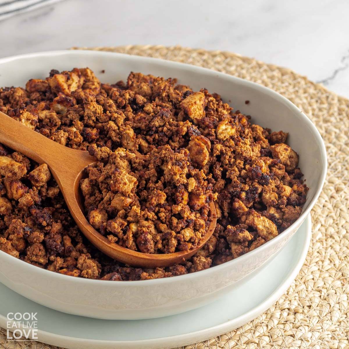 The Secret To Browning Ground Beef Into Small Crumbles, According