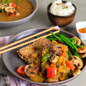 Bowl of vegetarian japanese curry on table