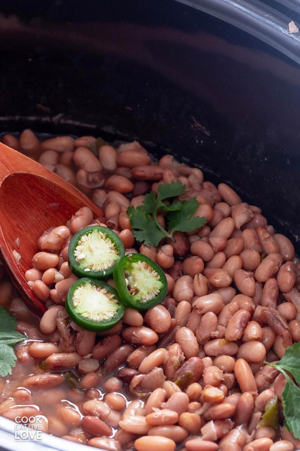 Easy Vegetarian Pinto Beans in the Slow Cooker Cook Eat Live Love