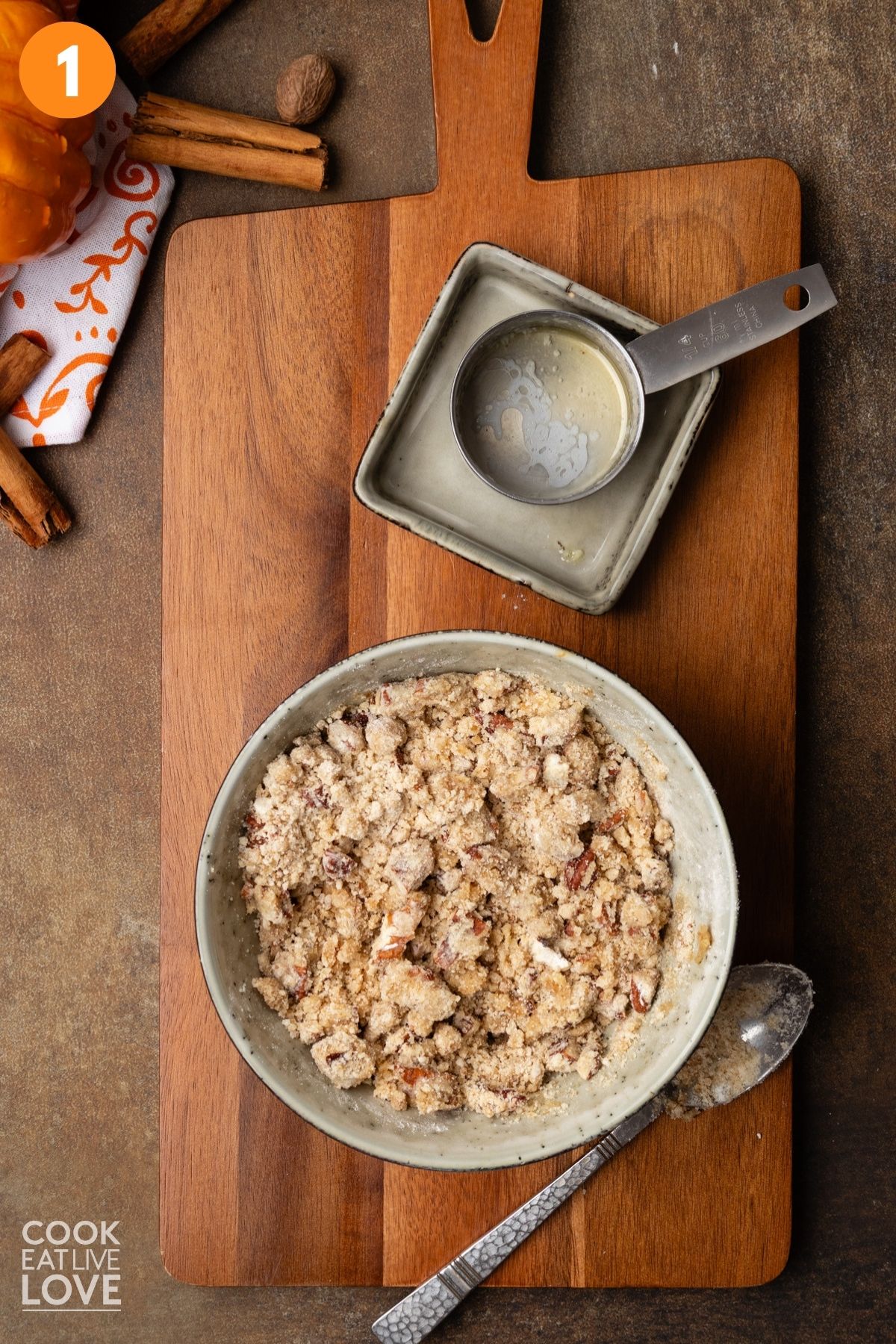 Streusel topping mixed in a bowl.