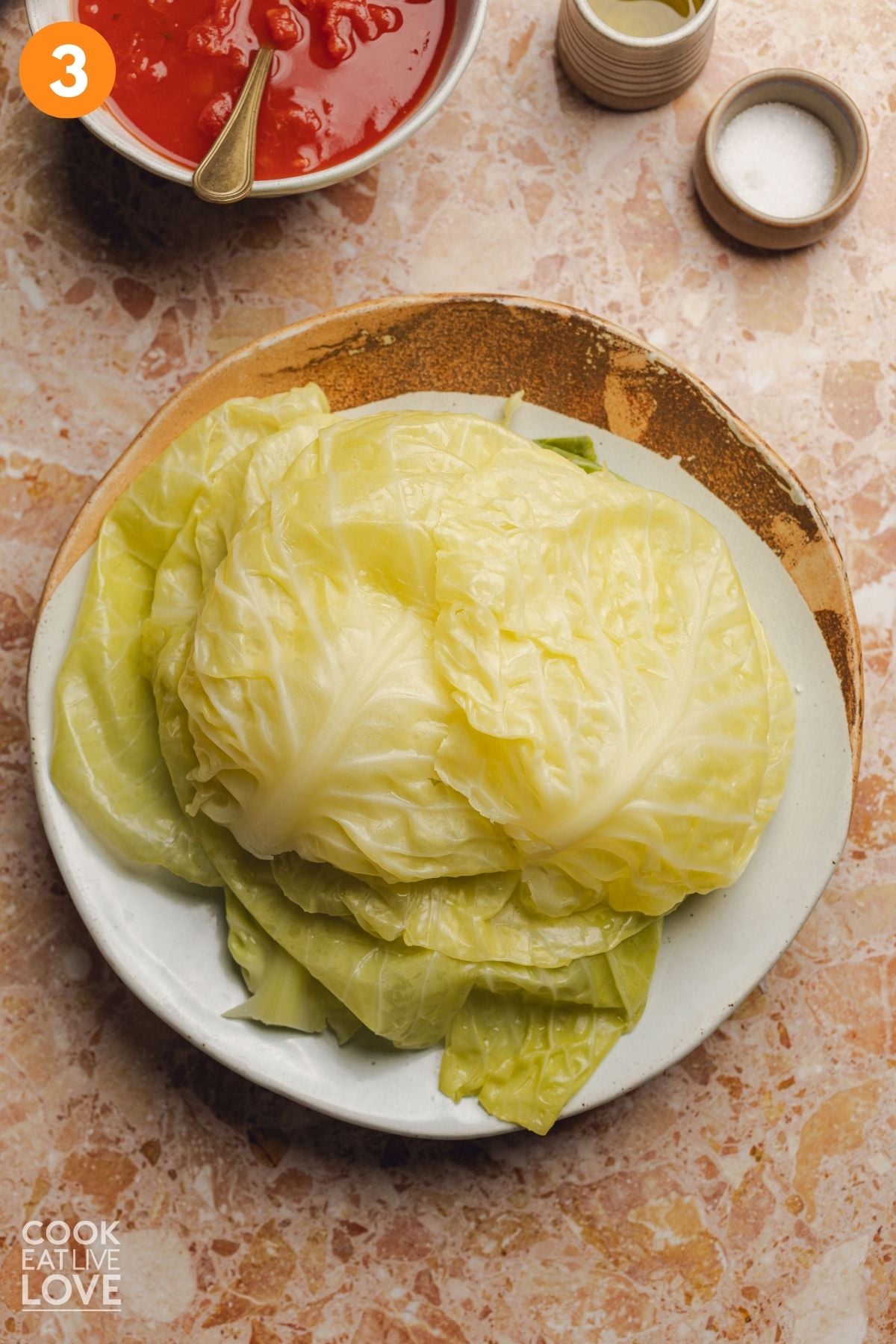 Cabbage cooling on a plate.